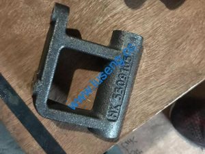 3910923 5309105 SUPPORT ALTERNATOR 4110000555023 4110000555022 W010211300