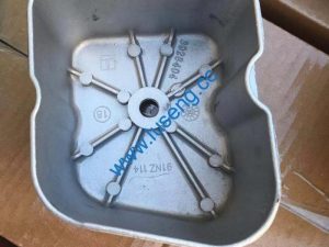 3928404 Valve Cover W010211530