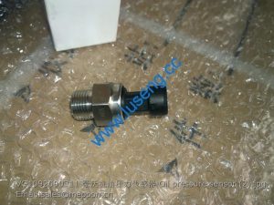 VG1092090311 SINOTRUCK HOWO Oil pressure sensor